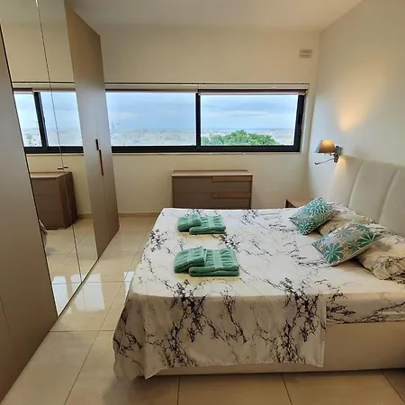 1 Bedroom Apartment With A View San Gwann Exterior photo