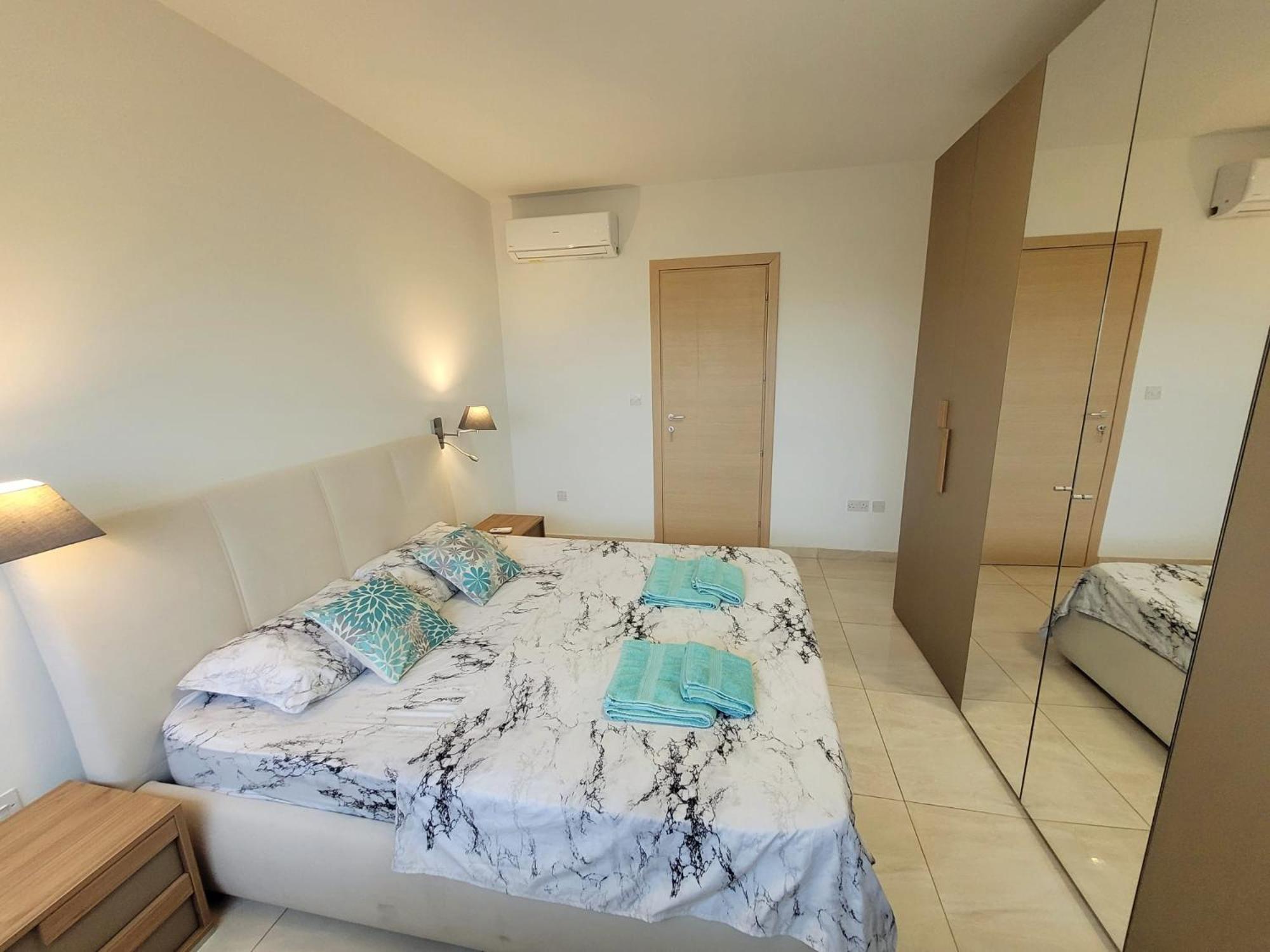 1 Bedroom With A View * San Ġwann
