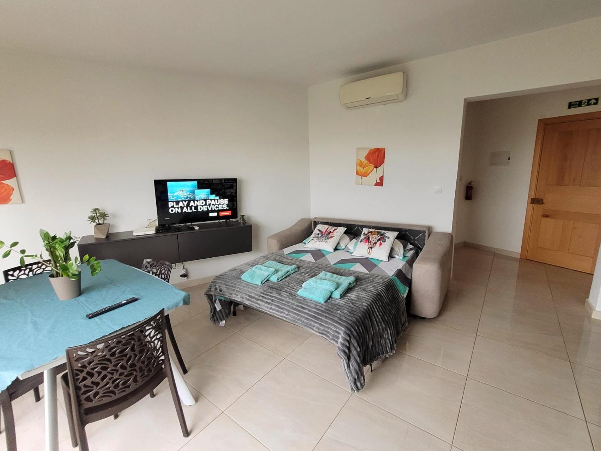 1 Bedroom With A View San Ġwann