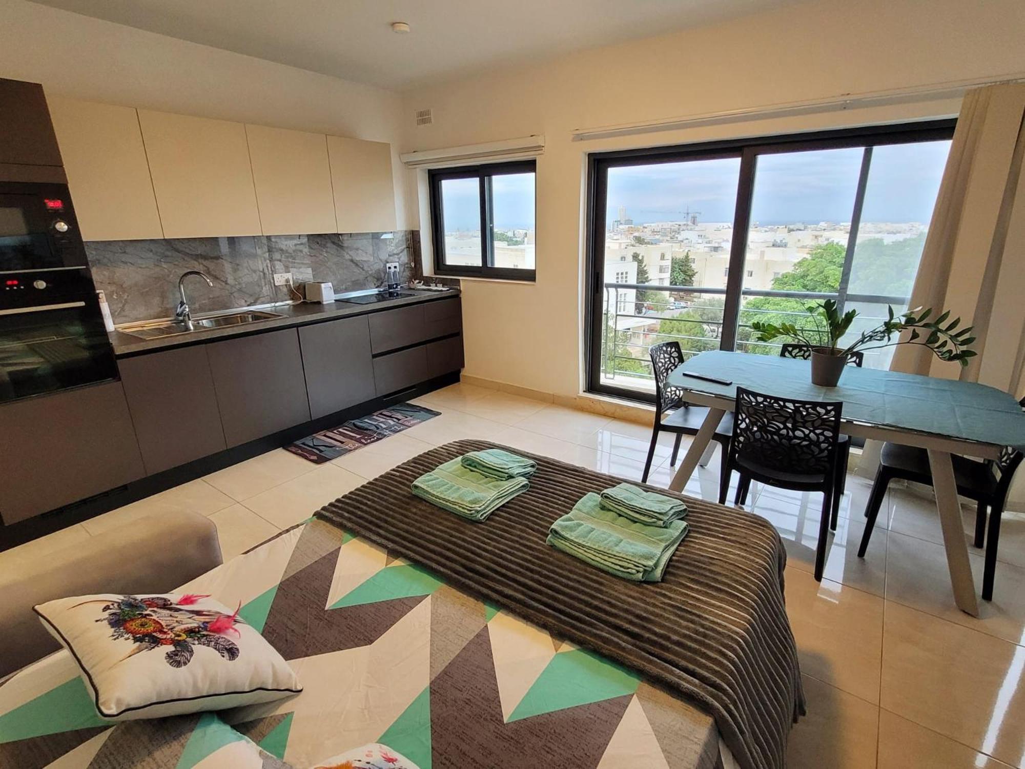 Apartment 1 Bedroom With A View