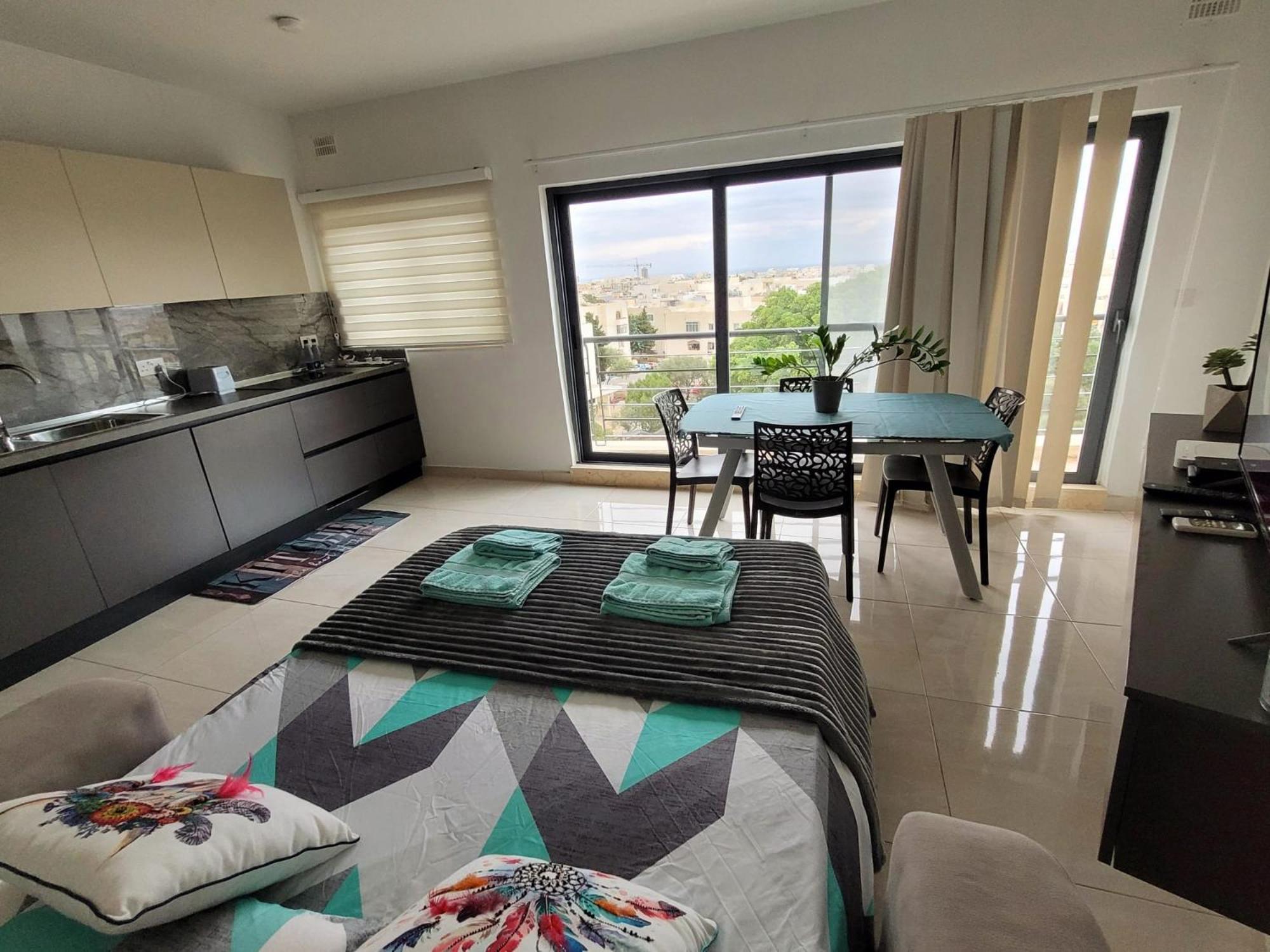 1 Bedroom With A View Apartment San Ġwann