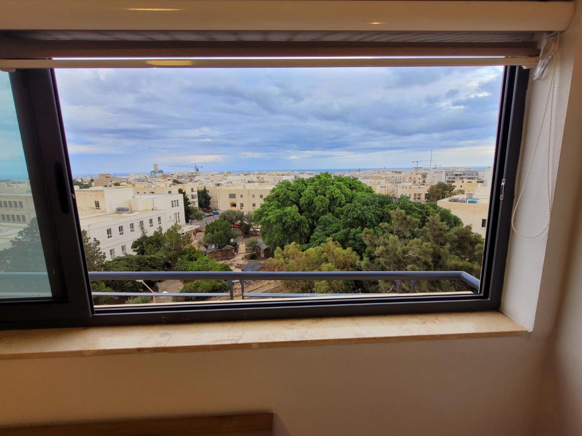1 Bedroom With A View * San Ġwann